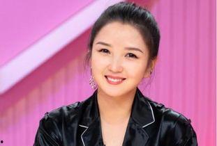 何洁 个人资料,音乐才女的多面人生